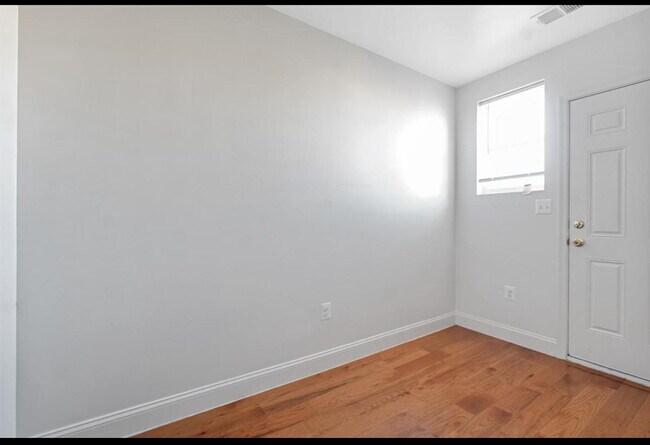Foto del edificio - 212 Orange St SE
