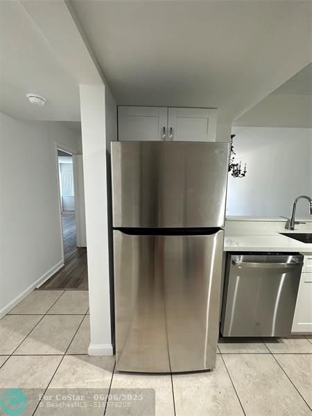 Foto principal - 721 N Pine Island Rd
