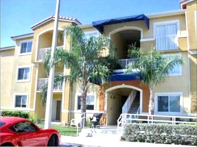 Building Photo - 21150 SW 87th Ave