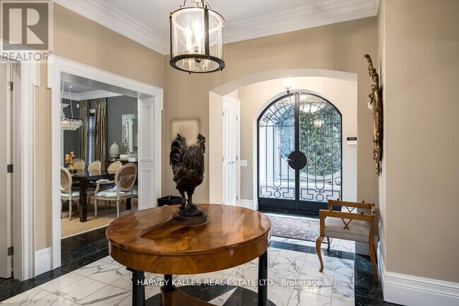 Photo du bâtiment - 173 Balmoral Ave