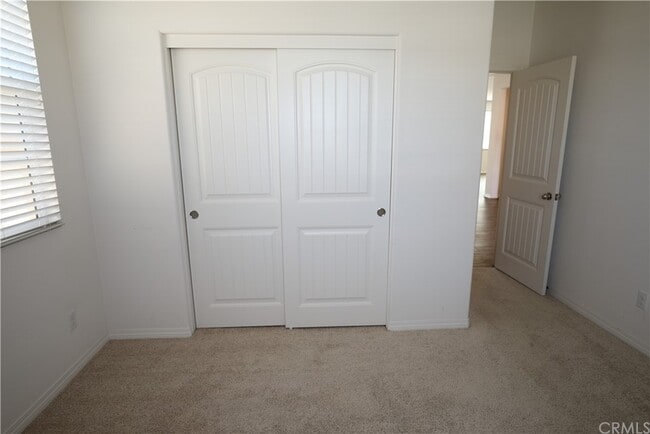 Building Photo - 1006 Peach Grv