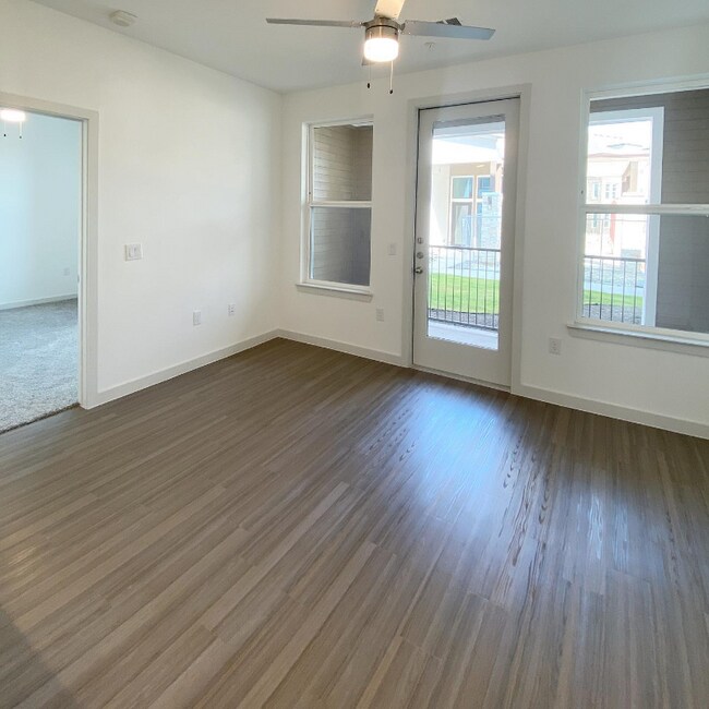 Foto del edificio - 222 Pitchfork Dr