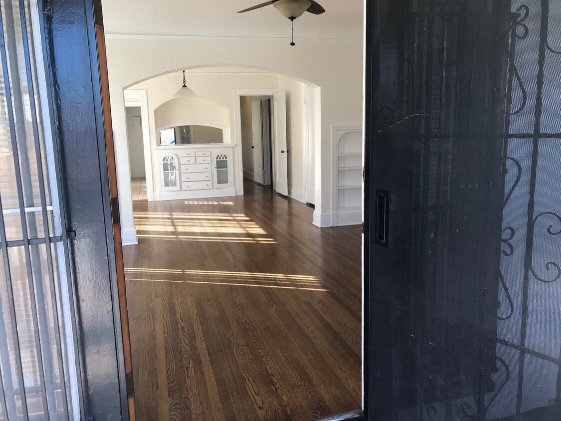 Foto principal - 2833 Somerset Dr