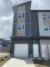 Building Photo - 301 Redstone Blvd NE