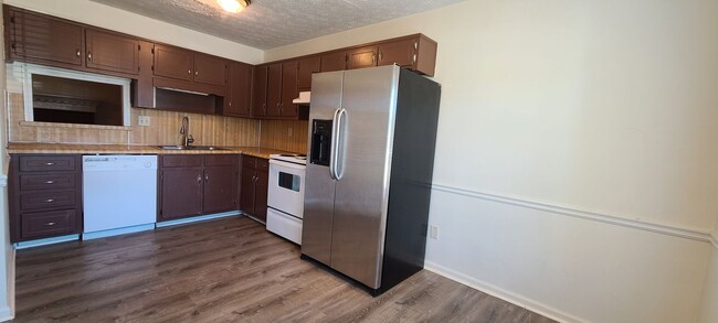 Foto del edificio - Brick 2-Bedroom Townhome in Lawrenceville!!