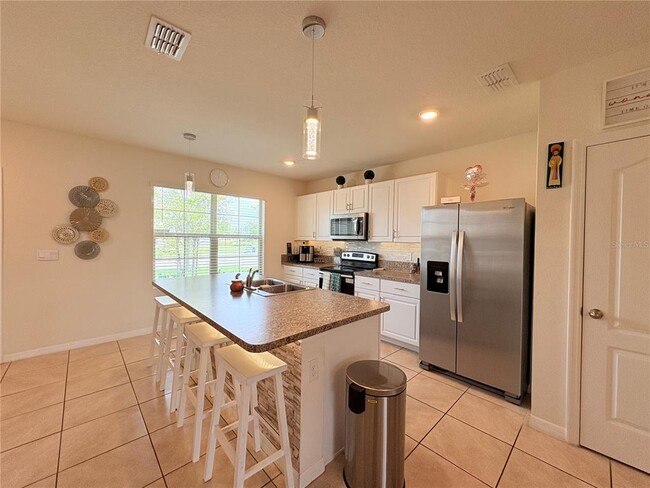 Building Photo - 1818 Red Canyon Dr