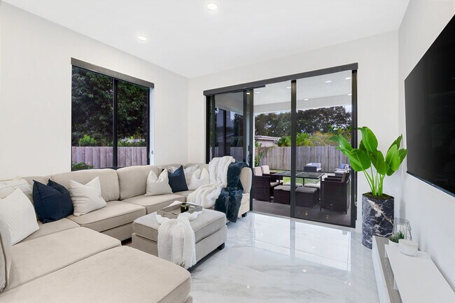 Foto del edificio - 826 SW 14th Ct