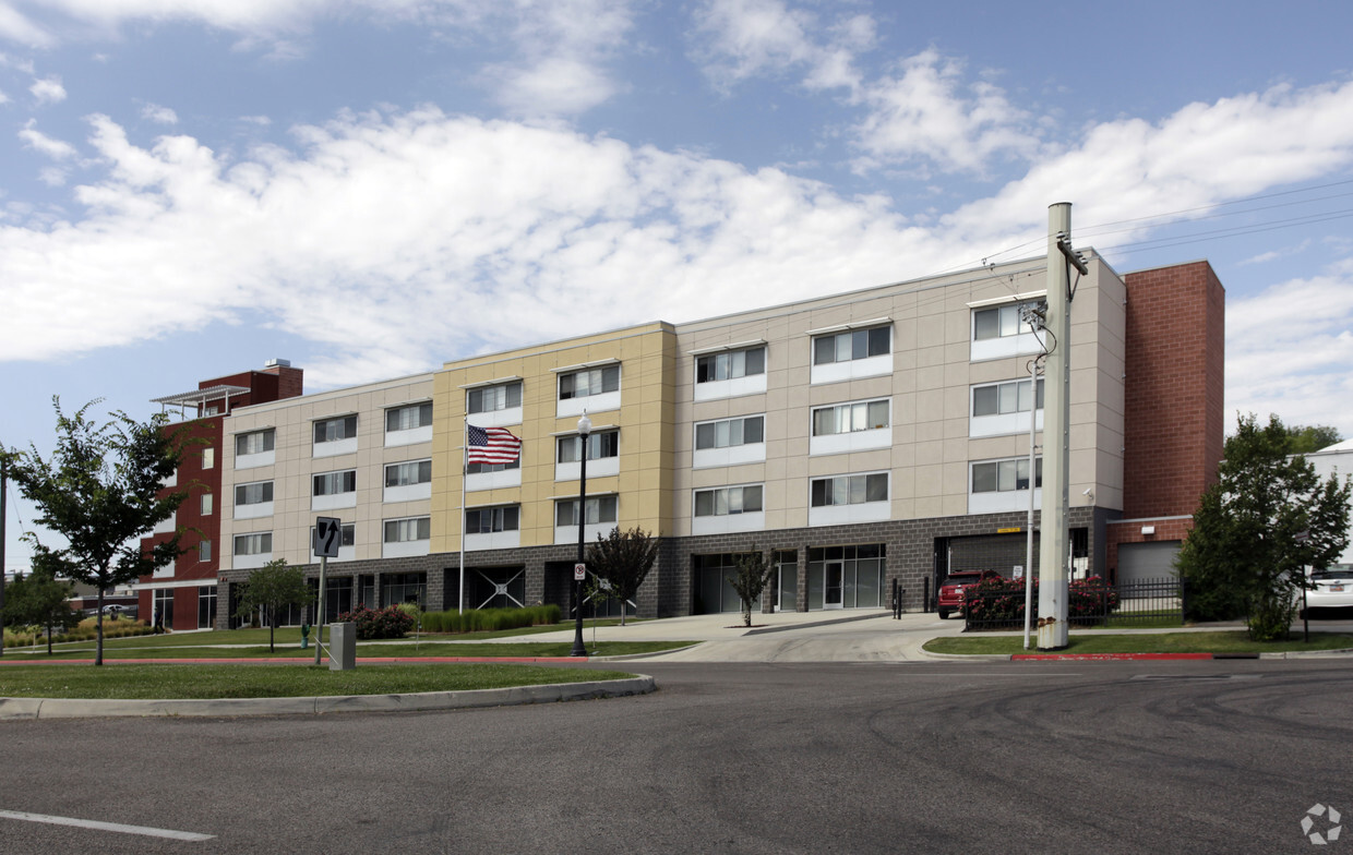 Building Photo - Sunrise Metro Apartments