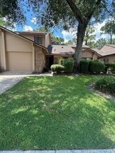 Building Photo - 564 Albany Pl