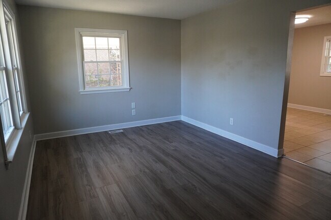 Foto del edificio - 6417 Ginger Cir