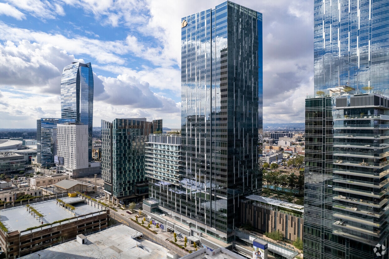899 Francisco St - Metropolis Los Angeles