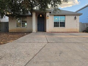 Building Photo - 3217 St Isaac Loop