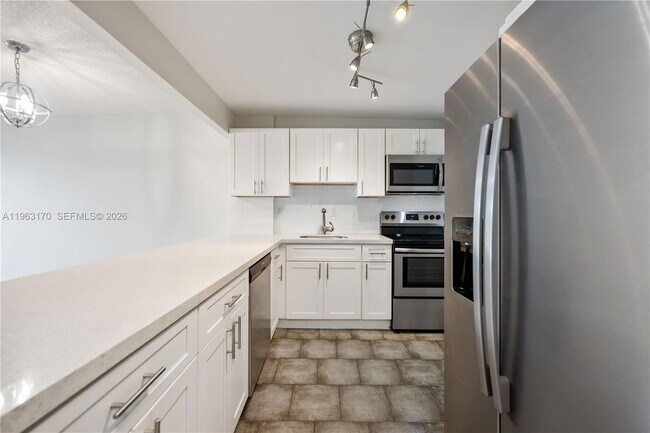 Foto del edificio - 16740 NE 9th Ave