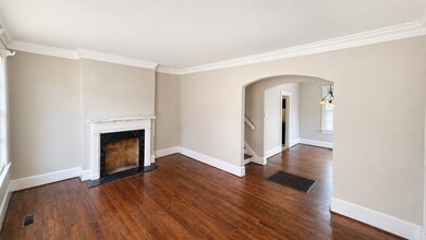 Building Photo - 2031 Ridge Ave