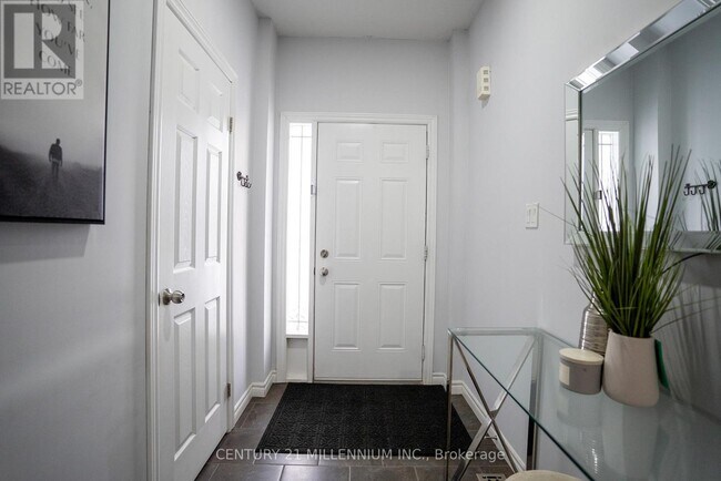 Building Photo - 9 Hampton Brook Wy