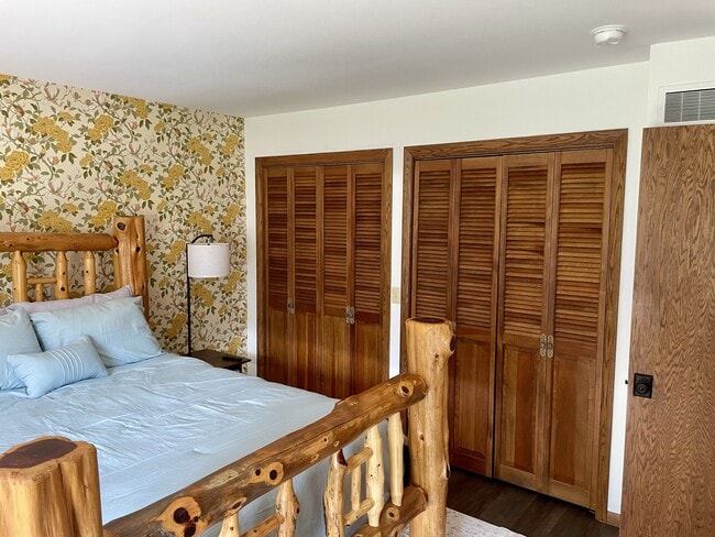 Foto del edificio - 3604 W Country Club Ln