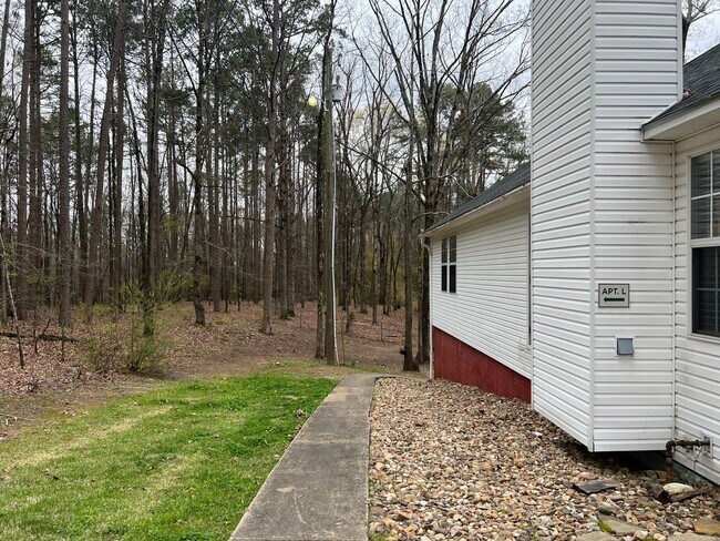 Building Photo - 13301 Kanis Rd