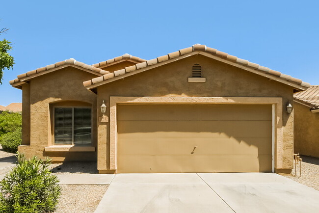 Building Photo - 2942 W Kristina Ave