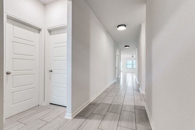 Building Photo - BEAUTIFUL 4-BEDROOM HOME IN TRAILS AT WESTPOINTE