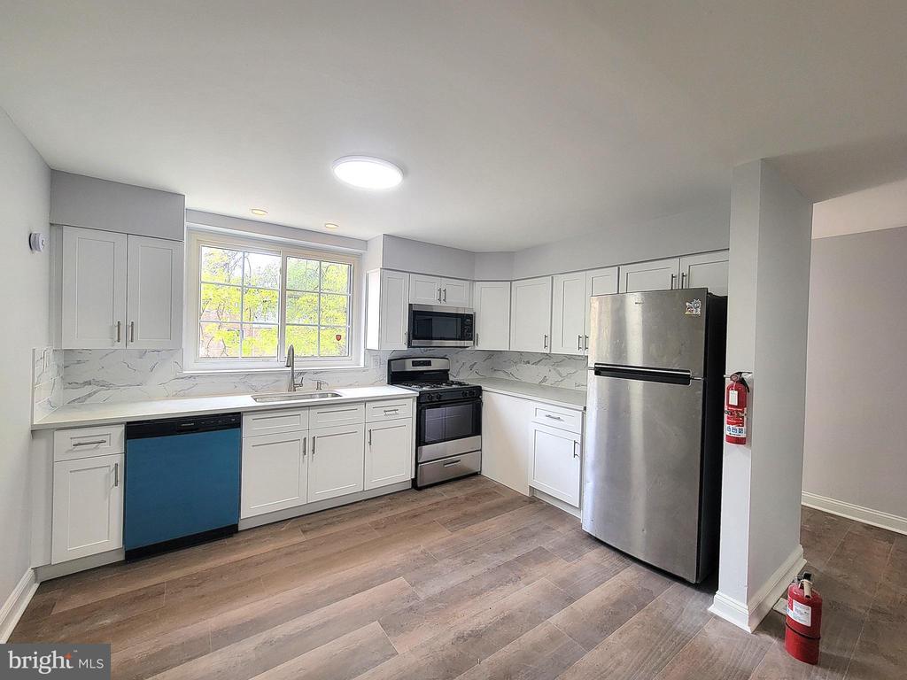 Foto principal - 122 Laureba Ave