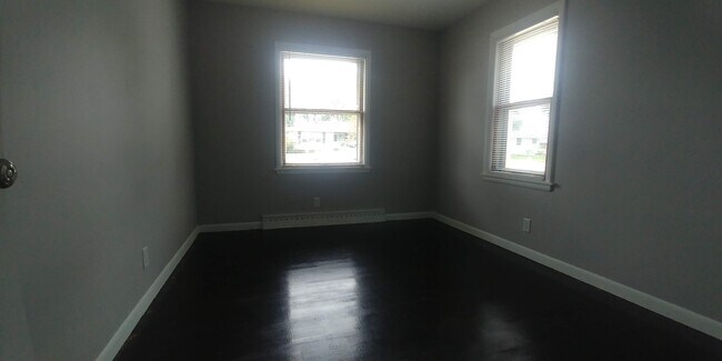 Building Photo - 1332 Mount Zion Ave