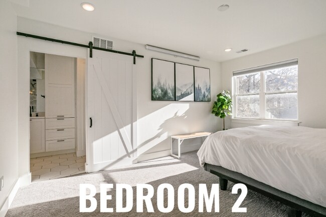 Foto del edificio - 3044 Speer Blvd