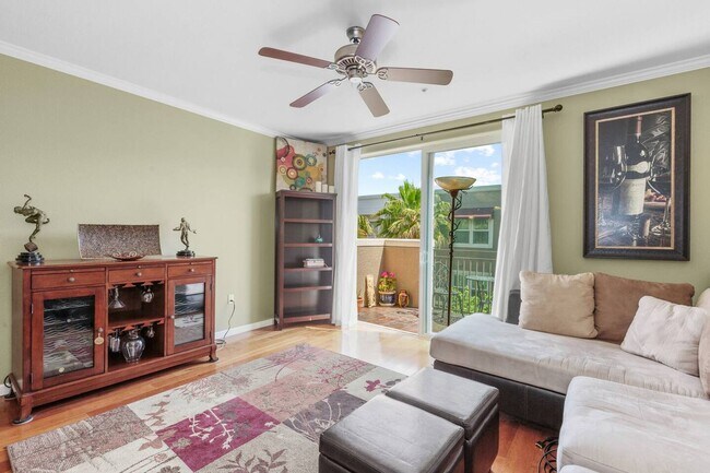 Foto del edificio - Luxury 1 Bedroom Condo