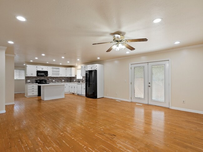 Photo - 6438 Tamra Dr House