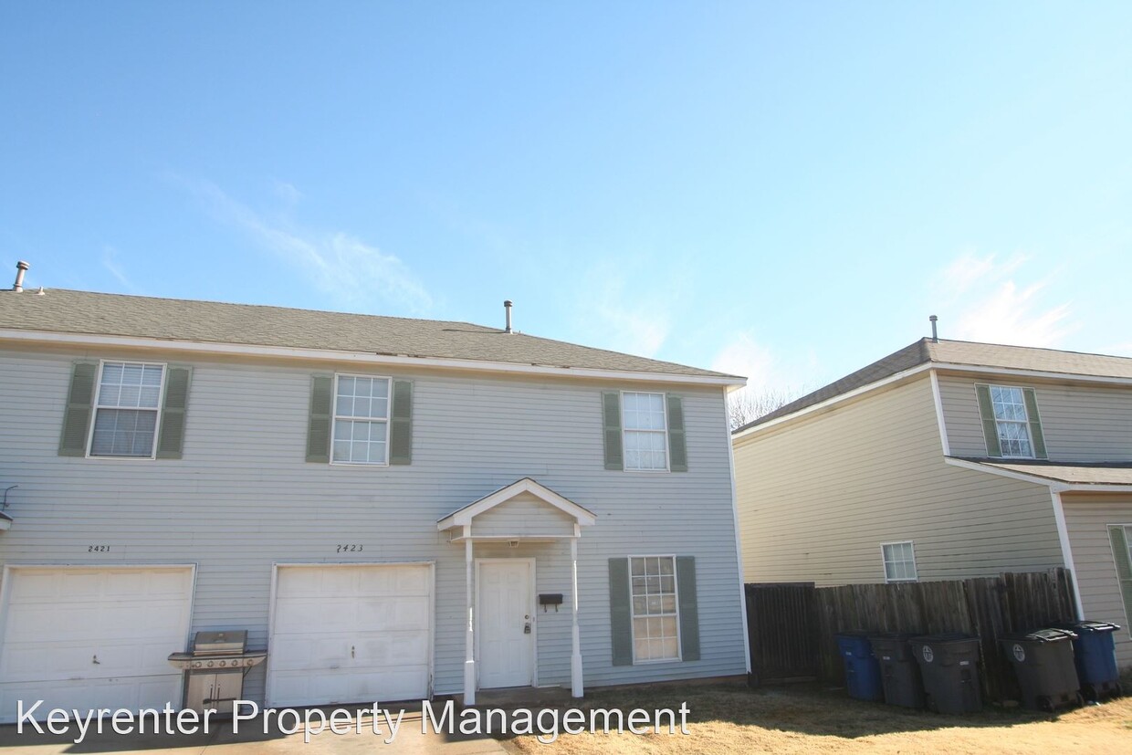 Primary Photo - 2423-2423 S 91st E Pl