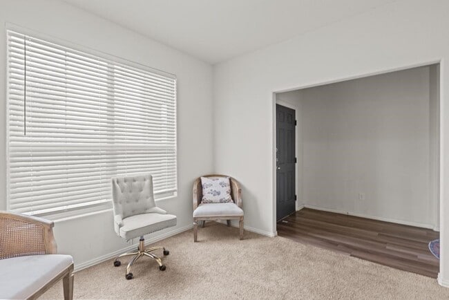 Foto del edificio - 7319 W Pile Ranch Rd
