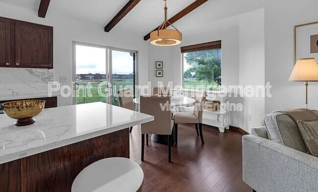 Building Photo - 728 Bristol Cir