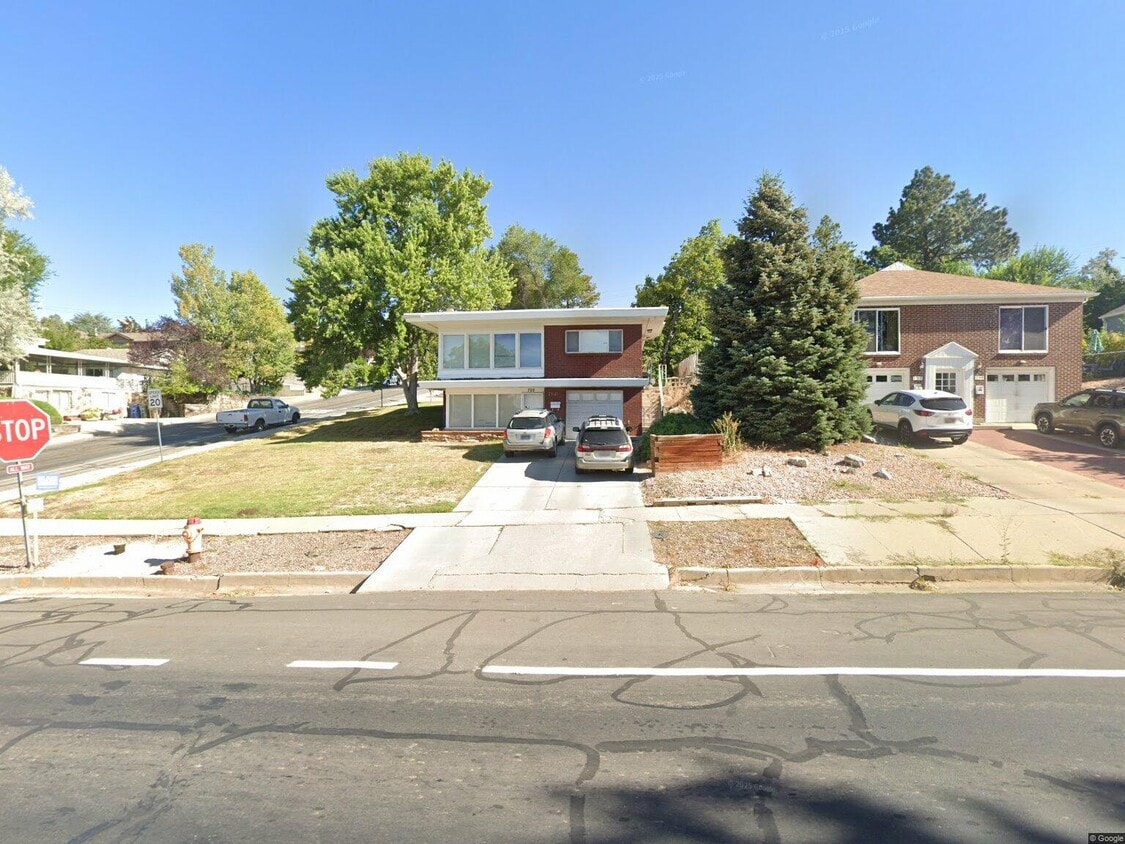 Foto principal - 755 E 11th Ave