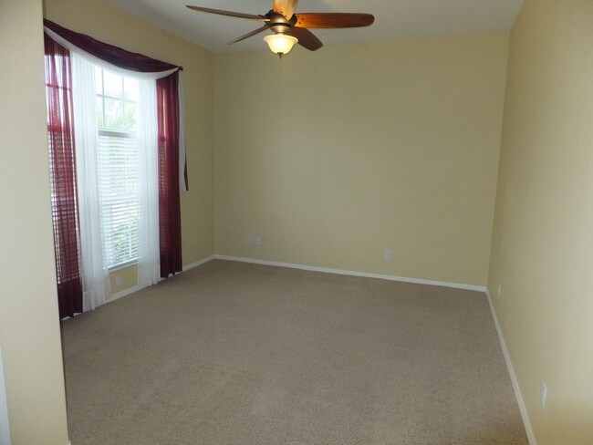 Foto del edificio - 20307 Merry Oak Ave