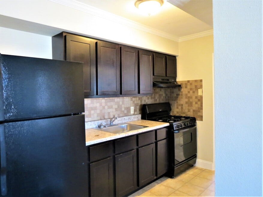 University Villa Apartments