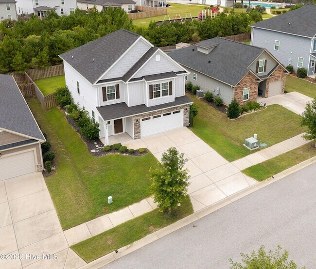 Building Photo - 424 Arrowwood Dr