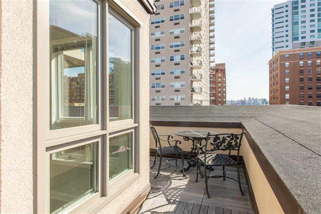 Foto del edificio - 300 Hudson St