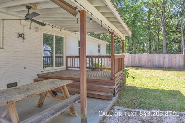 Building Photo - 227 Jean Wells Dr