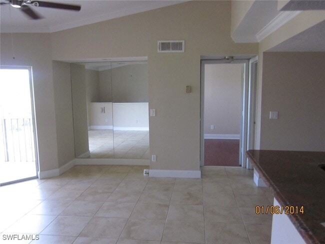 Building Photo - 169 Santa Clara Dr