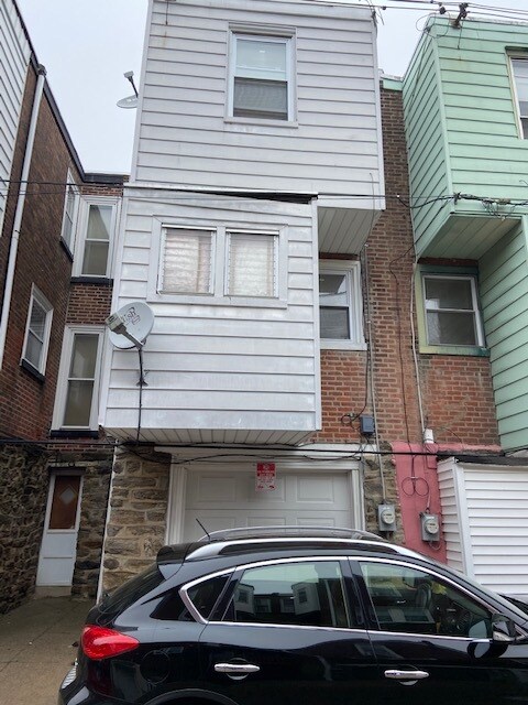 Building Photo - 254 Widener St