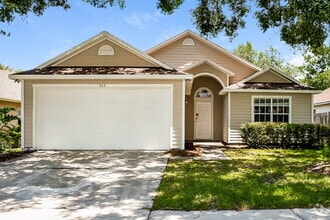 Building Photo - 303 Riunite Cir