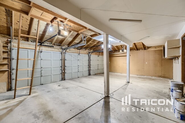 Building Photo - 7319 Rochester Ct