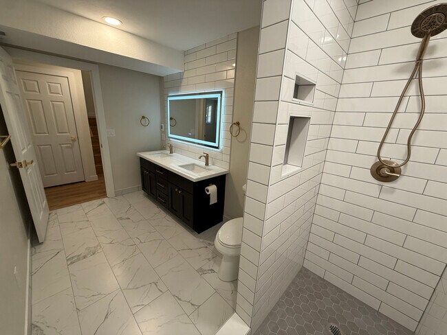 Foto del edificio - 21518 123rd St E