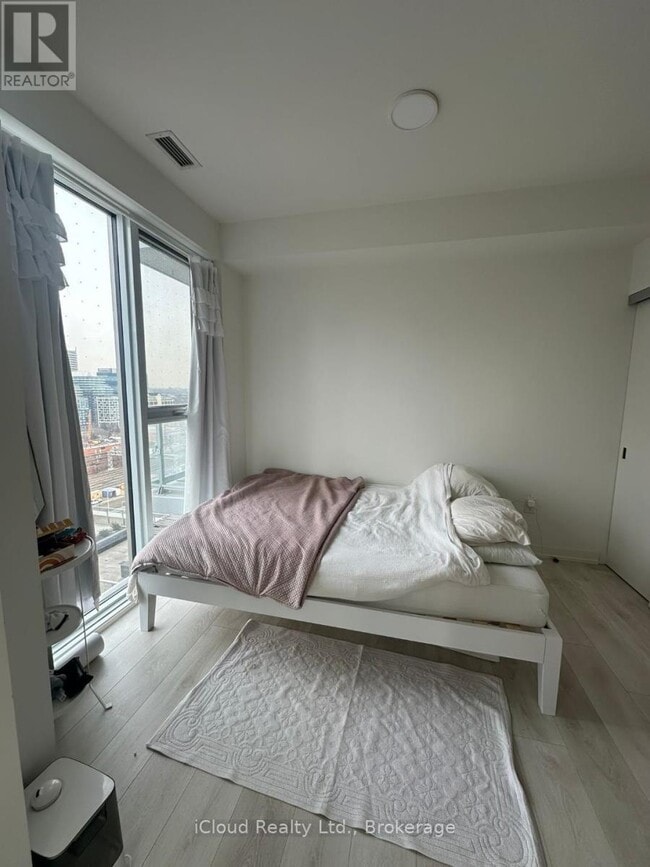 Building Photo - 15 Lower Jarvis St