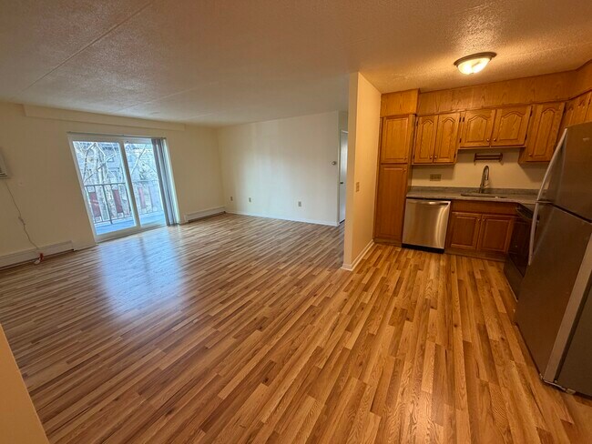 Building Photo - 116 Sutherland Rd