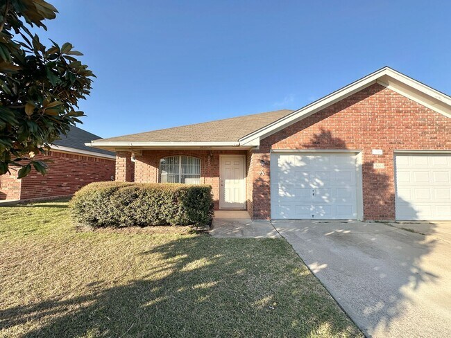 Foto del edificio - 5003 John David Dr