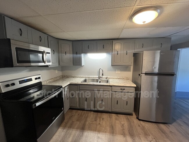 Building Photo - 10669 Jonestown Rd