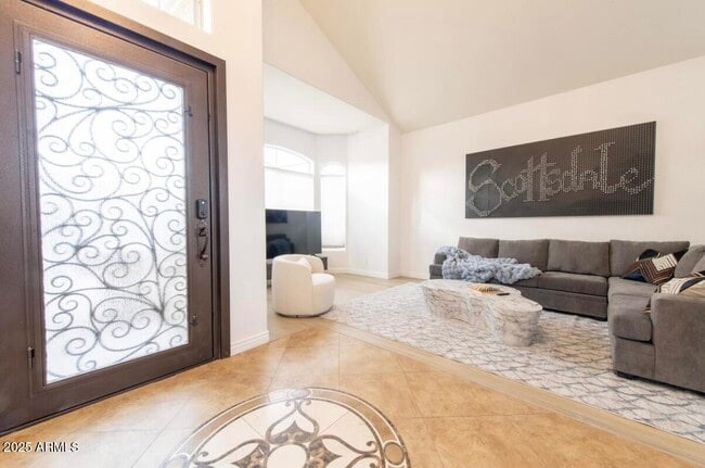 Building Photo - 5536 E Campo Bello Dr