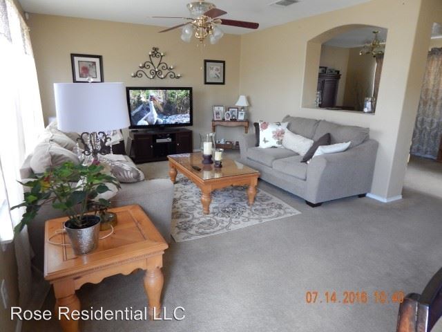 Foto del edificio - 8426 Adams Hill Dr