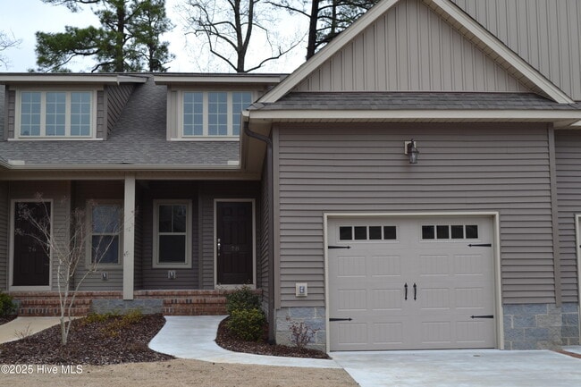 Building Photo - 78 Cypress Cir