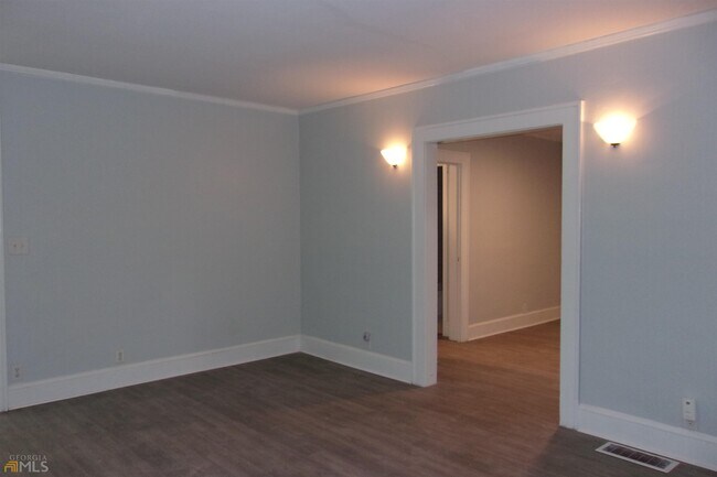 Foto del edificio - 3359 Hemphill St